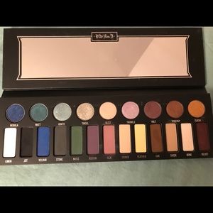 Kat Von D Metal Matte Eye Shadow Palette